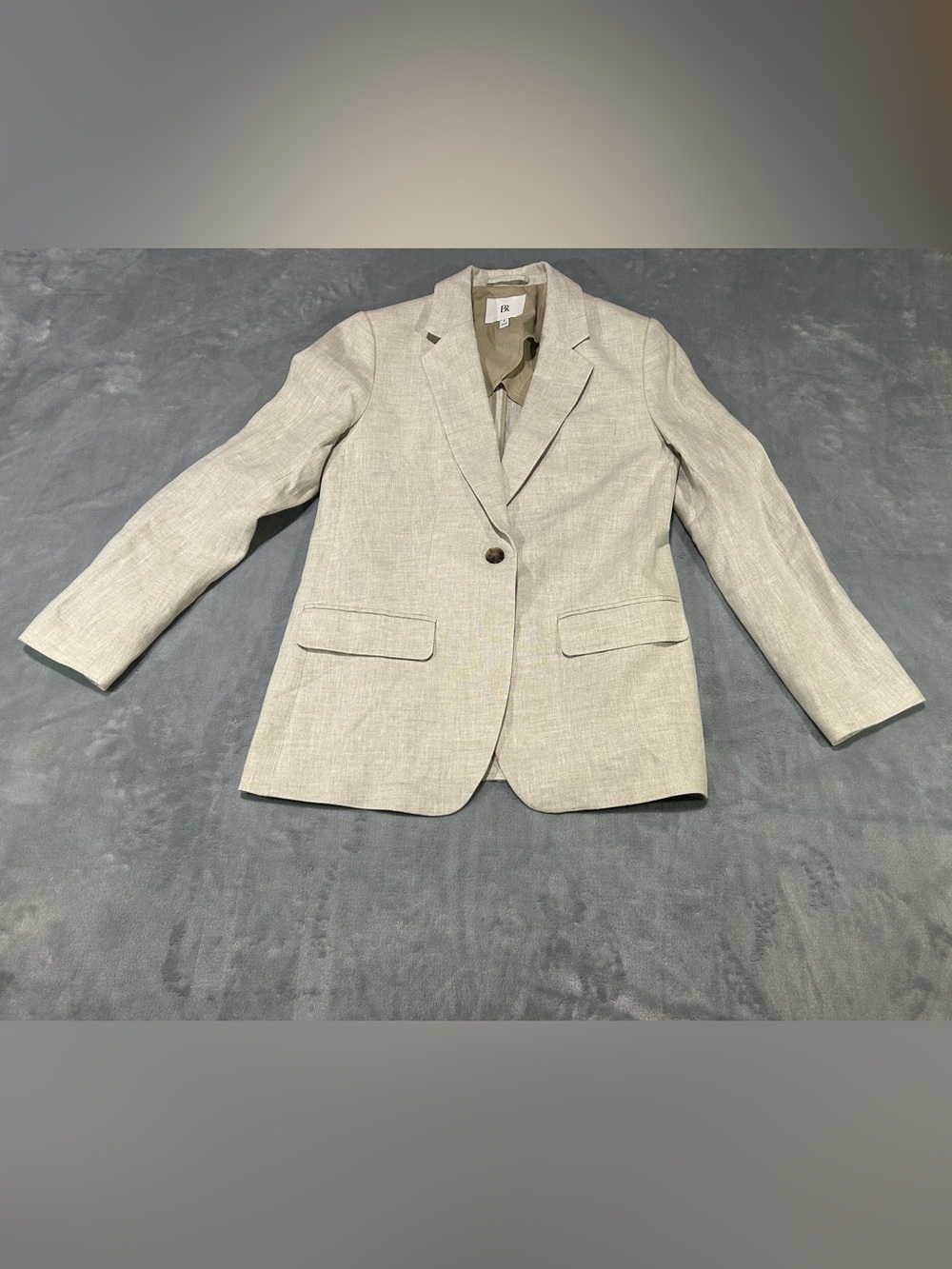 BR Womens Beige 100% Linen Blazer Jacket Button Front Pockets Sz 2 Acadamia